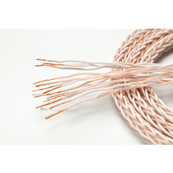 KABEL GŁOŚNIKOWY KONFEKCJONOWANY TAGA HARMONY PLATINUM-18-16C
